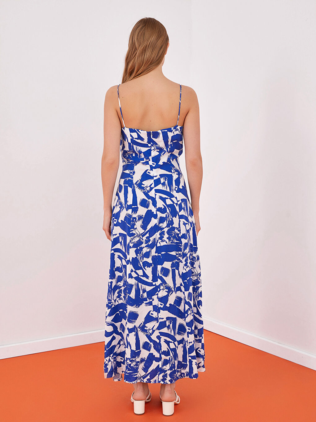 Lacivert İp Askılı Desenli Viskon Kadın Elbise-6