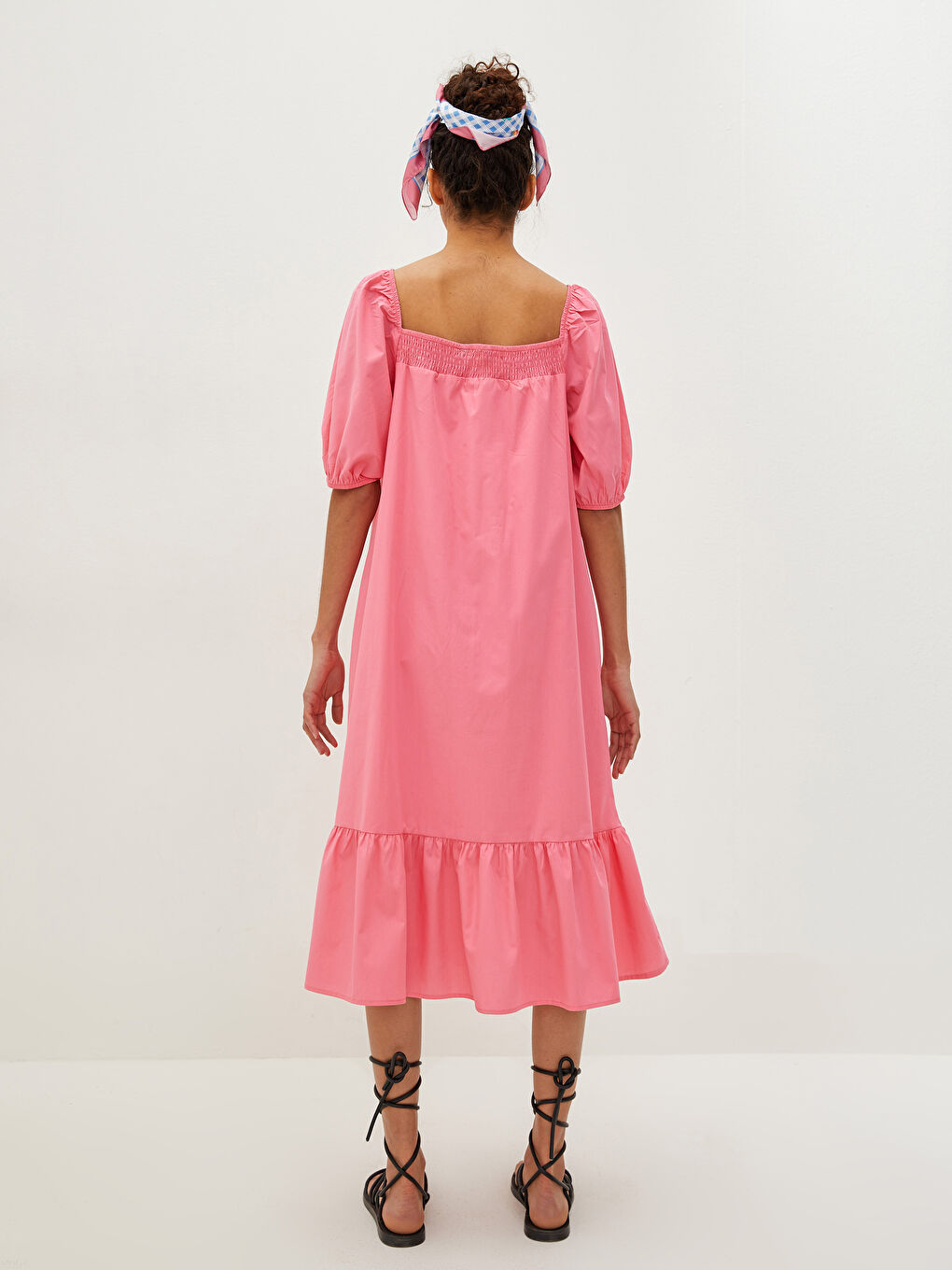 Robe pour Femmes en Popeline à Col Carré Unie avec Manches Ballon-5