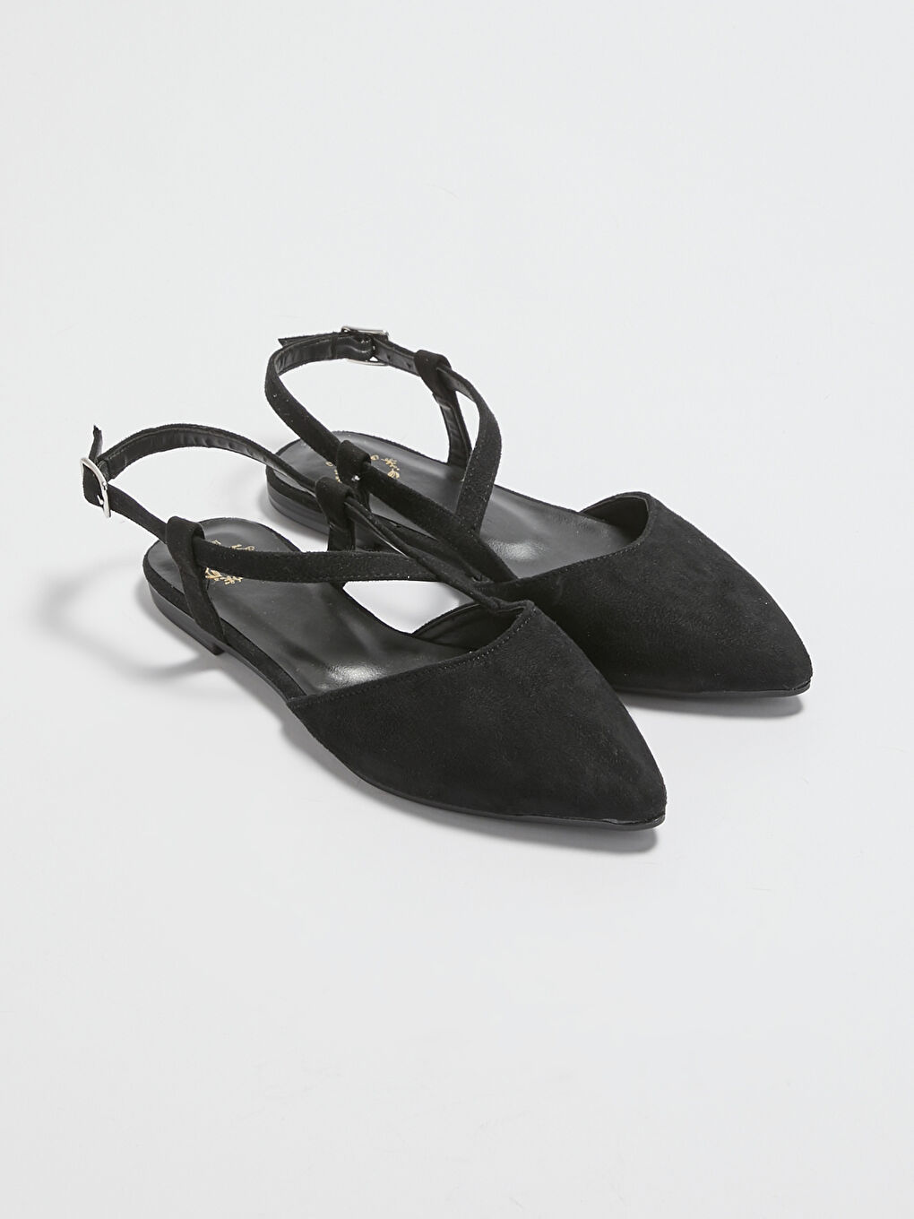 Siyah Çapraz Bantlı Sivri Burun Kadın Babet