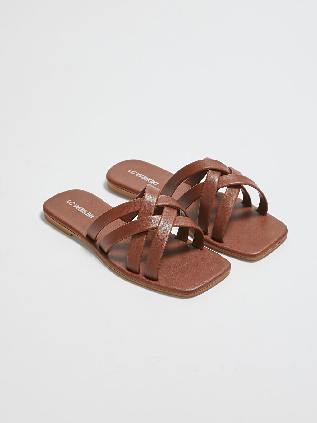 Kahverengi Deri Görünümlü Çapraz Bantlı Kadın Terlik-4