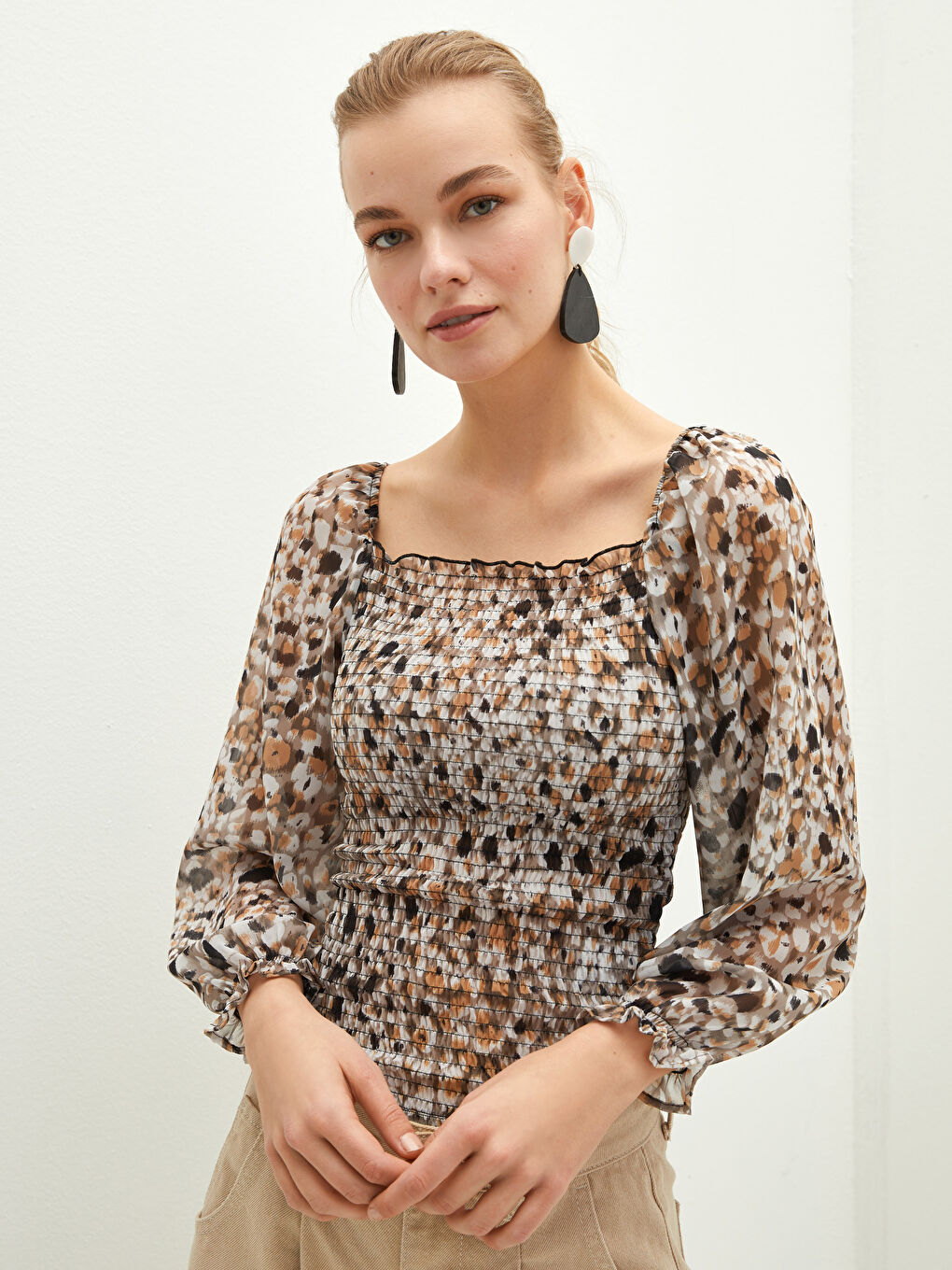 Square Neck Floral Long Sleeve Chiffon Women's Blouse-1