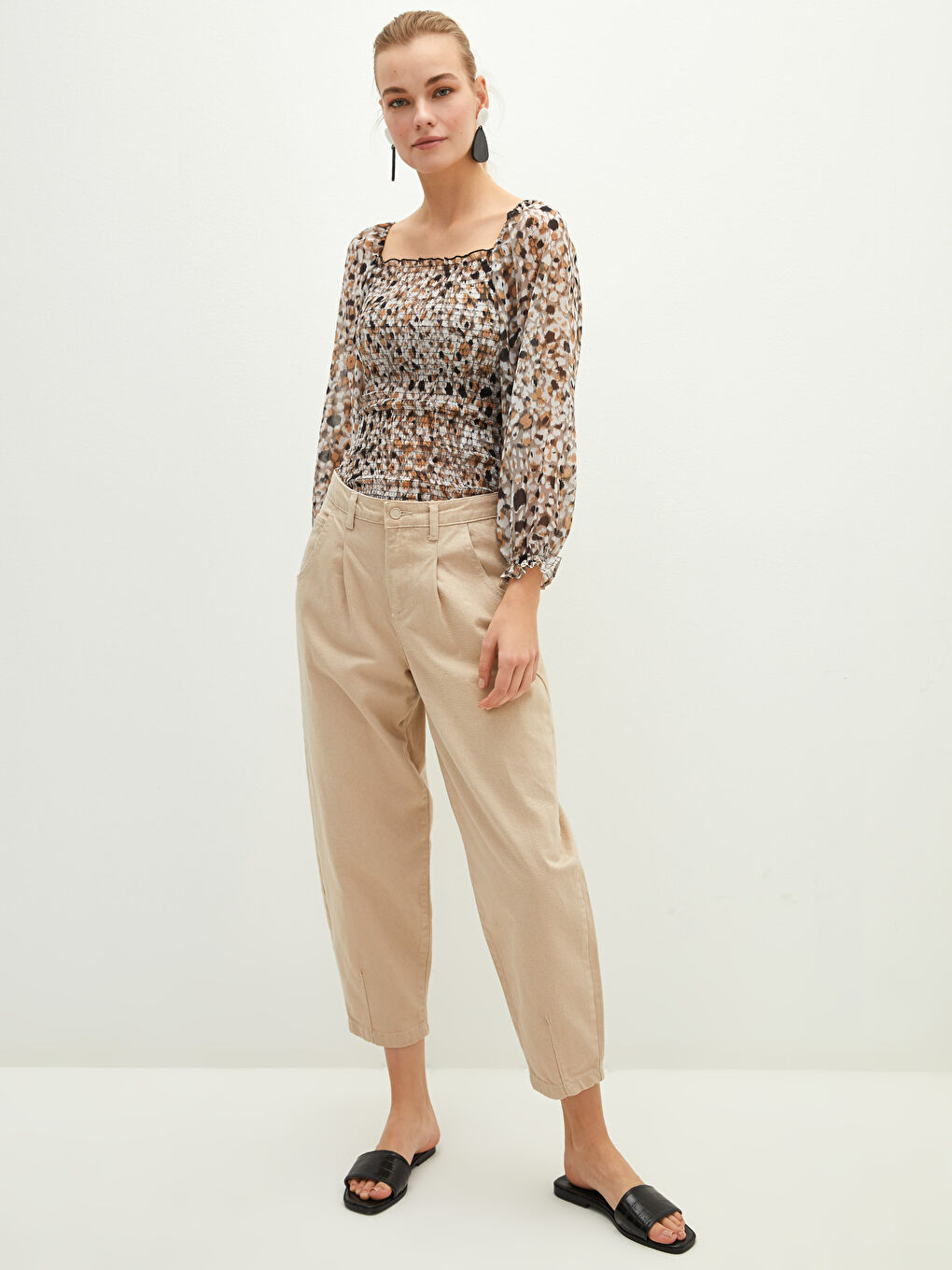 Square Neck Floral Long Sleeve Chiffon Women's Blouse-2