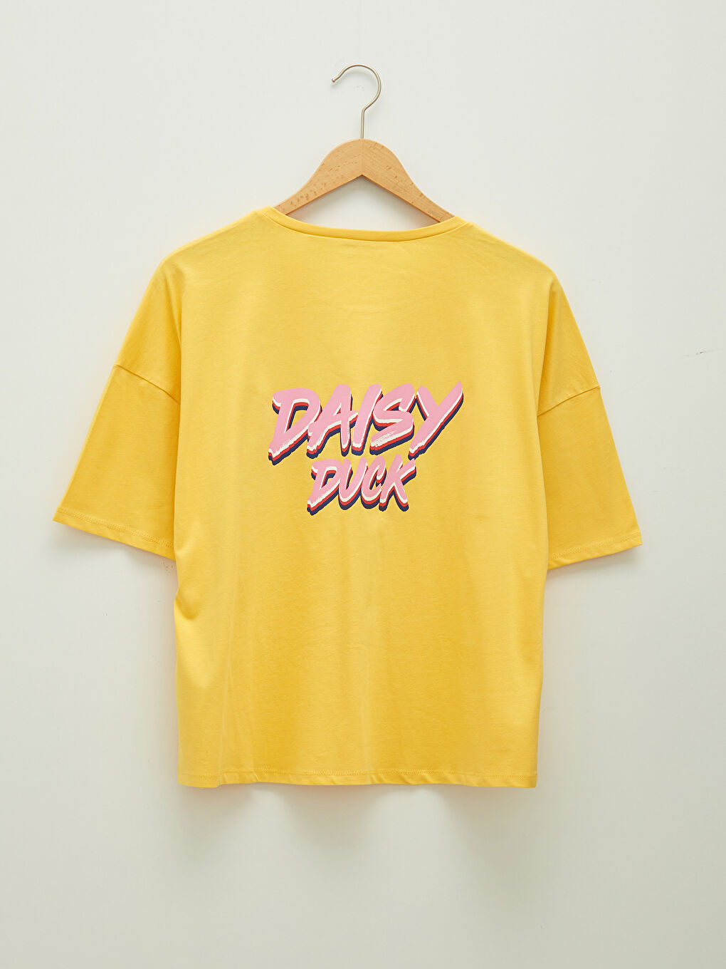 Sarı Bisiklet Yaka Daisy Duck Baskılı Kısa Kollu Pamuklu Kadın Tişört Anne Kız Kombini-7