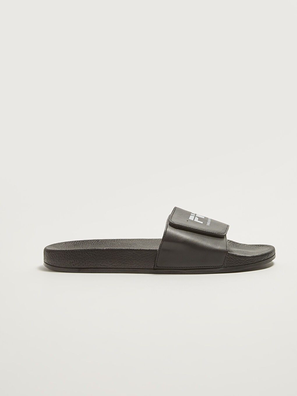 Siyah Slogan Baskılı Cırt Cırtlı Tek Bantlı Erkek Terlik-1