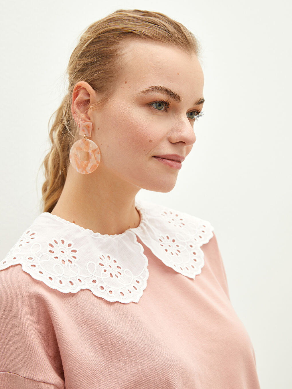 Свитшот-туника с большим воротником, вышитый, с длинным рукавом для женщин-3