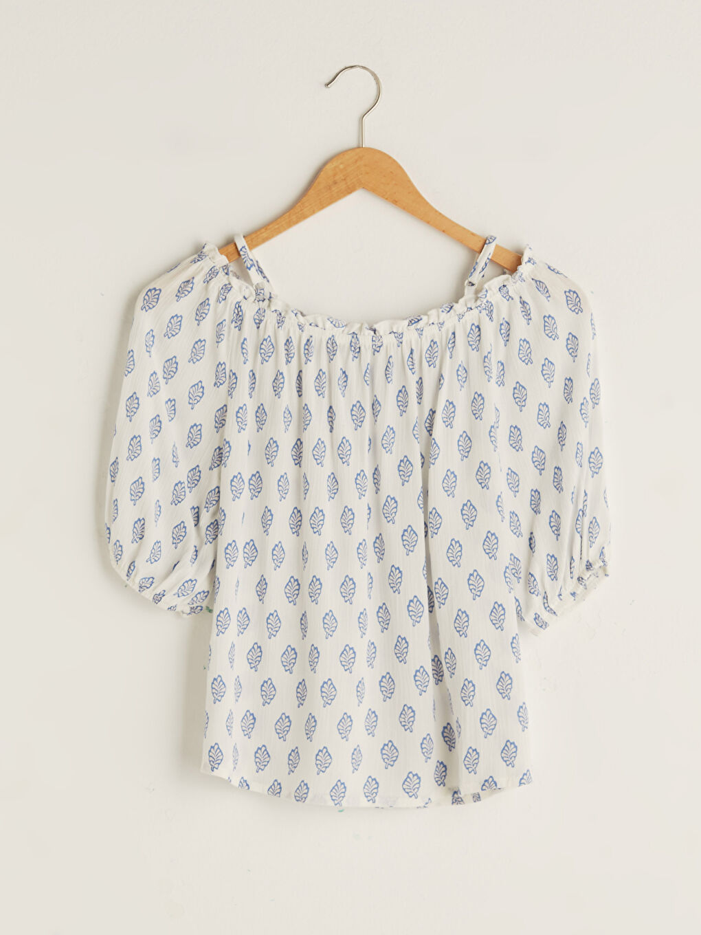 ნავის ყელის ნაბეჭდი თასმიანი ნაოჭიანი ქსოვილის ქალებისთვის ბლუზი-6