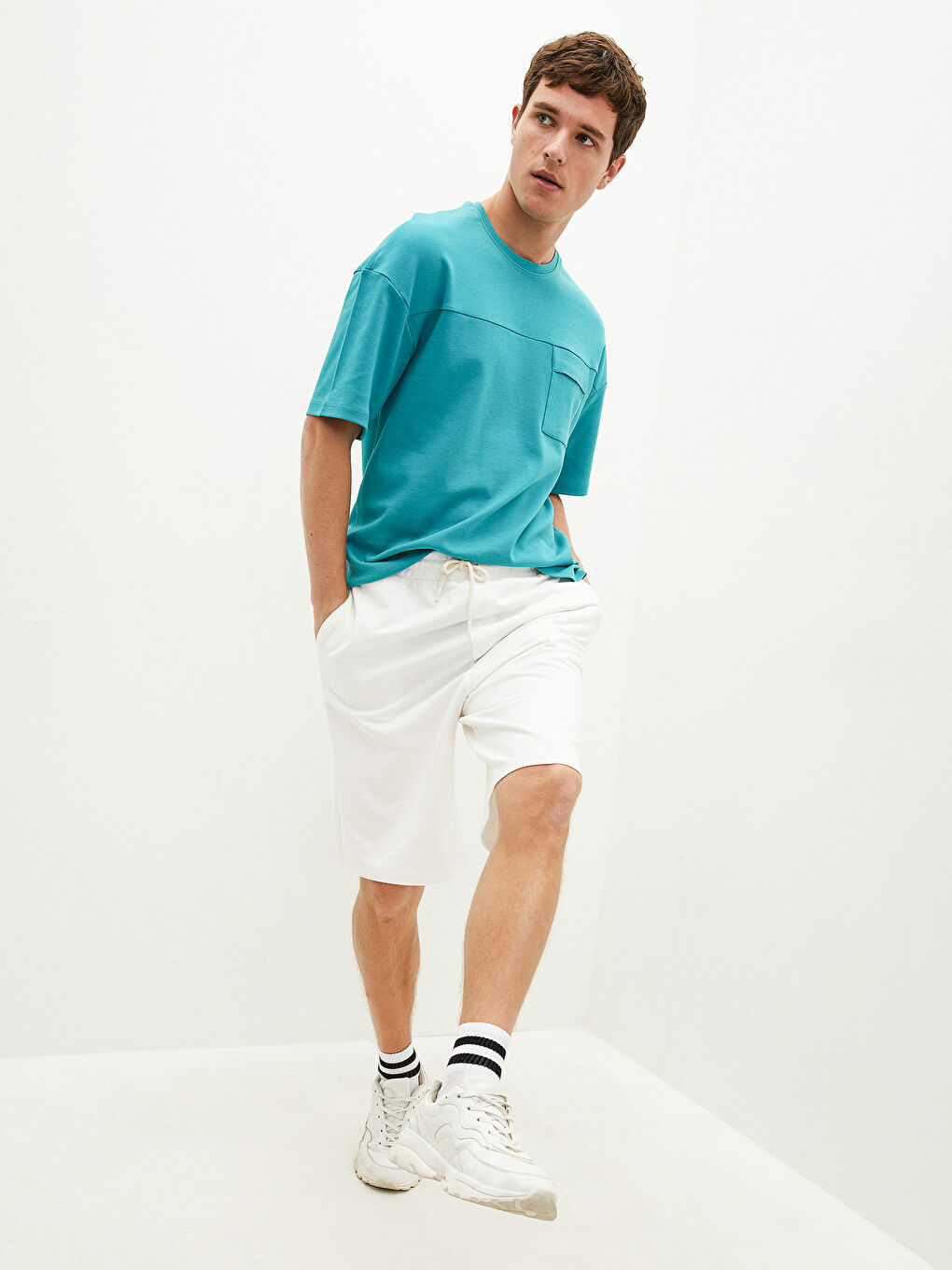 شورت رولر رجالي بقصة عادية