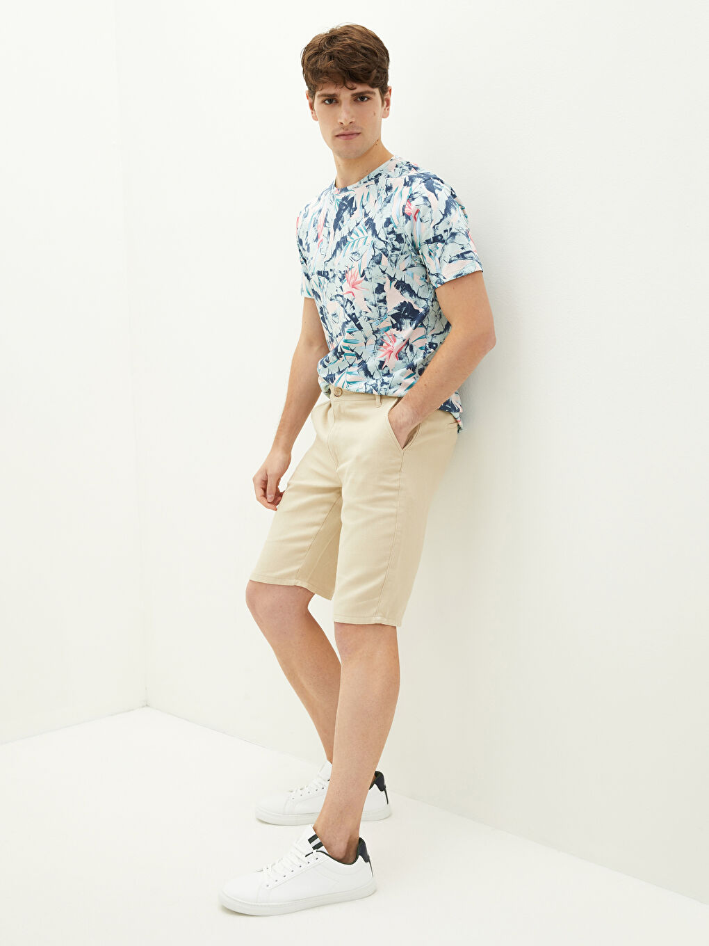 Bej Standart Kalıp Keten Görünümlü Erkek Şort