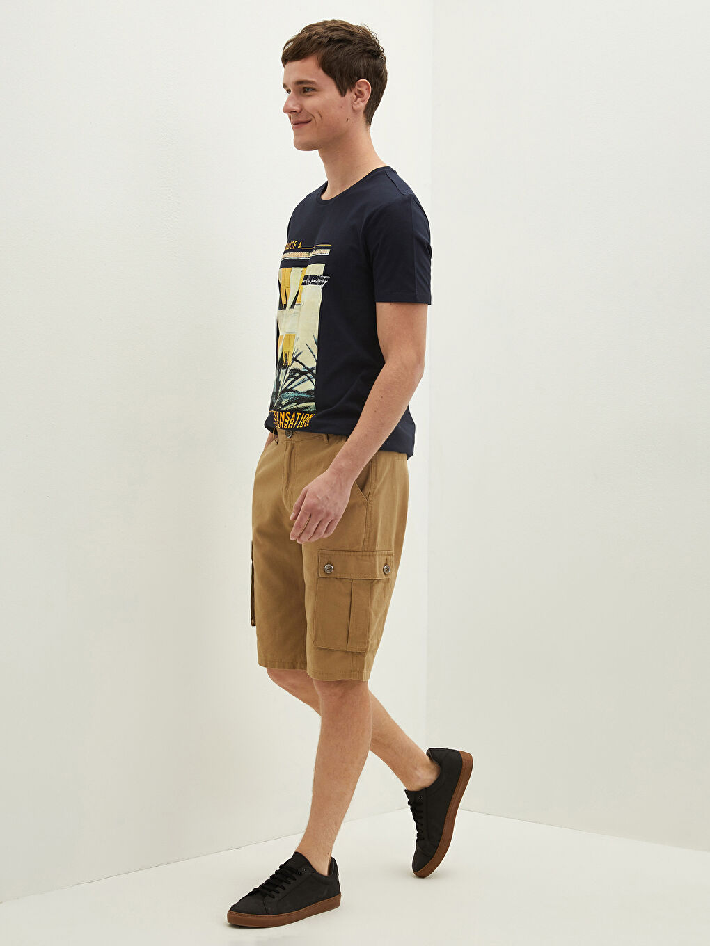 Standard Fit Bermuda Men's Shorts-2