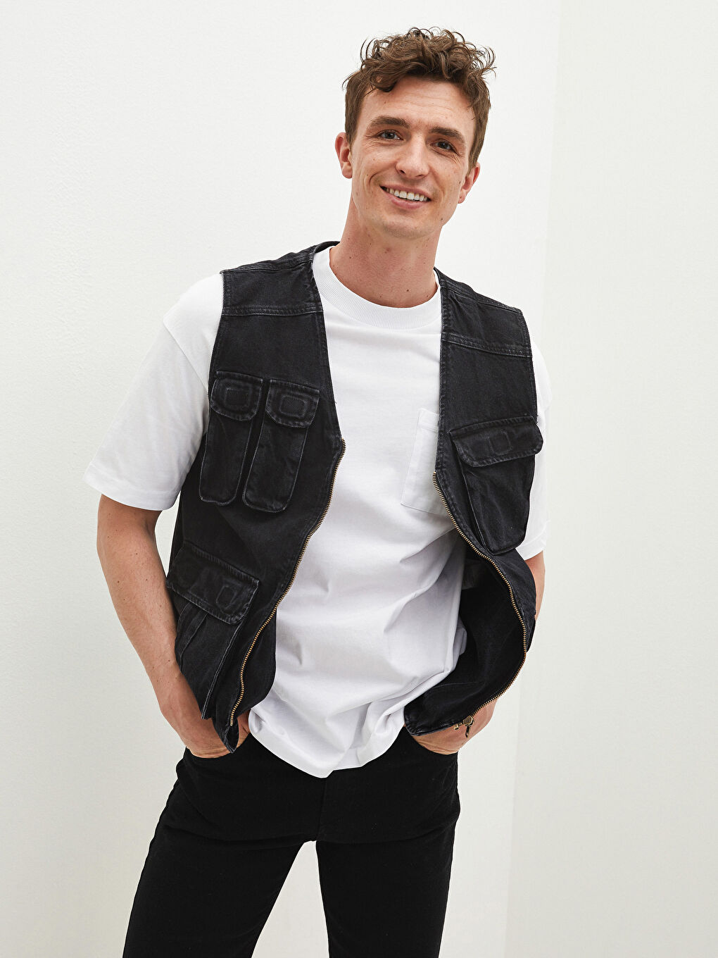 Siyah Standart Kalıp Erkek Jean Yelek