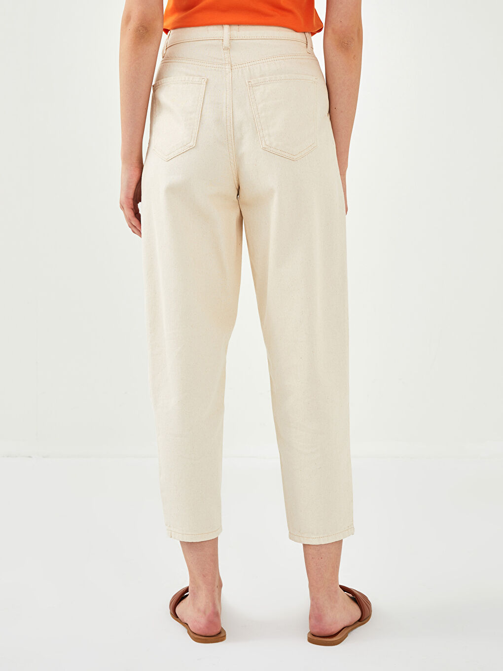 Ekru Yüksek Bel Bol Fit Cep Detaylı Gabardin Kadın Pantolon-4