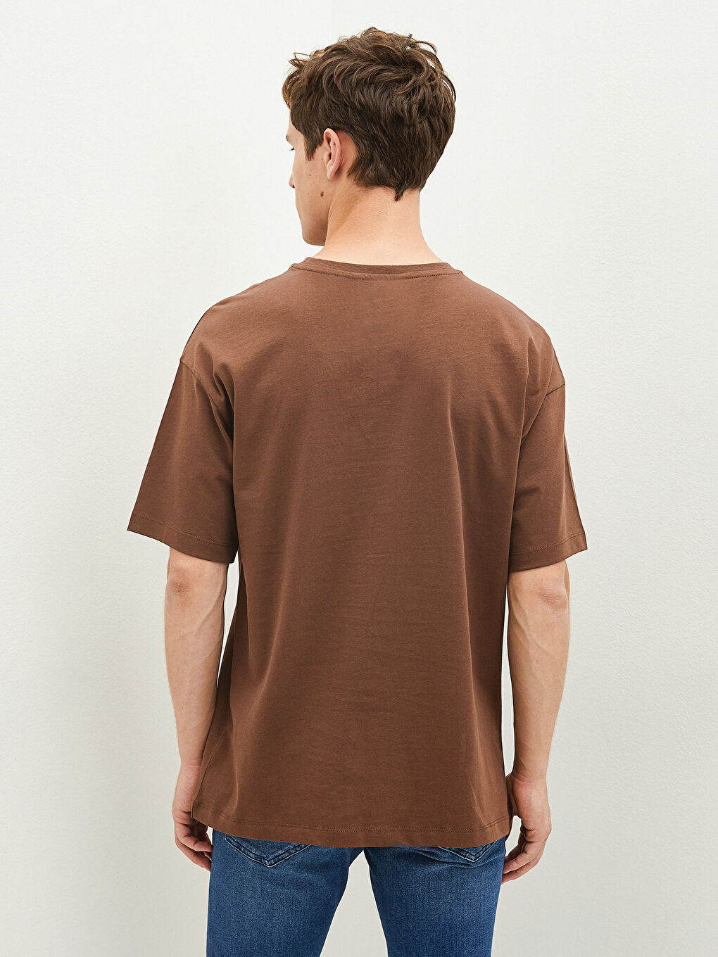 Kahverengi Bisiklet Yaka Kısa Kollu Basic Penye Erkek Tişört-4