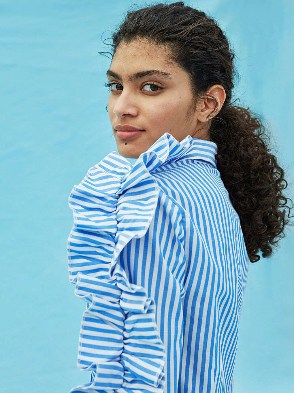 WOMEN'S JADE SHIRT WITH RUFFLED SLEEVE DETAILED FRONT BUTTONS-5