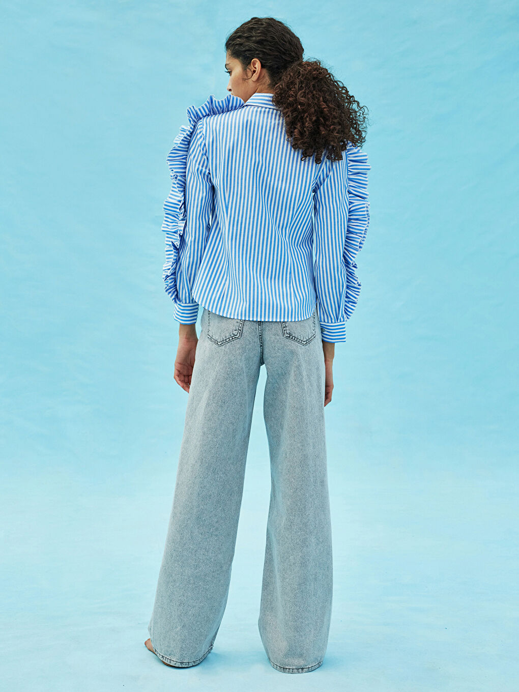 WOMEN'S JADE SHIRT WITH RUFFLED SLEEVE DETAILED FRONT BUTTONS-6