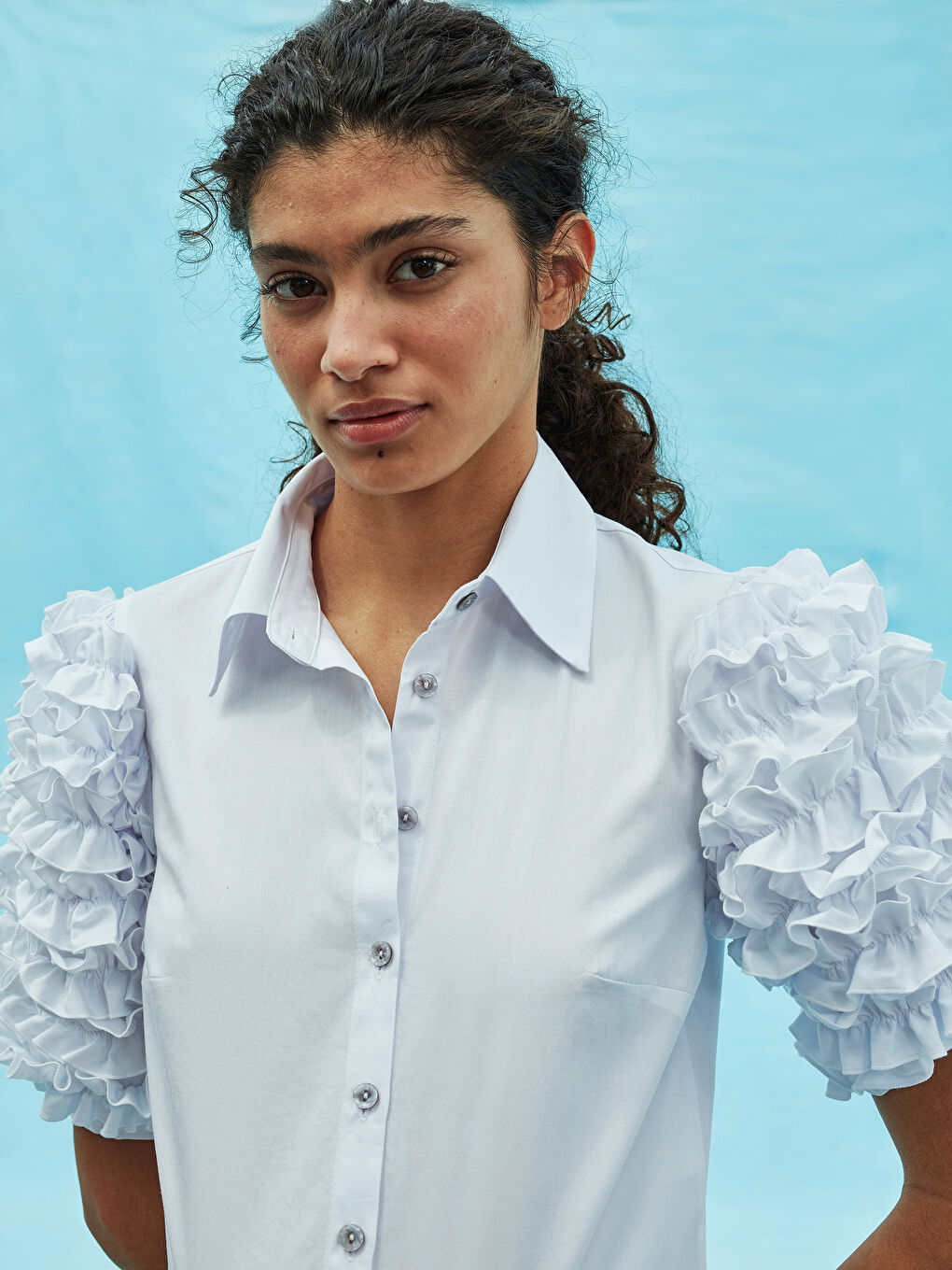 WOMEN'S GRACE SHIRT WITH BUTTONED BUTTONS AND RUFFLED SHIRT -S1KE80Z8-E5X