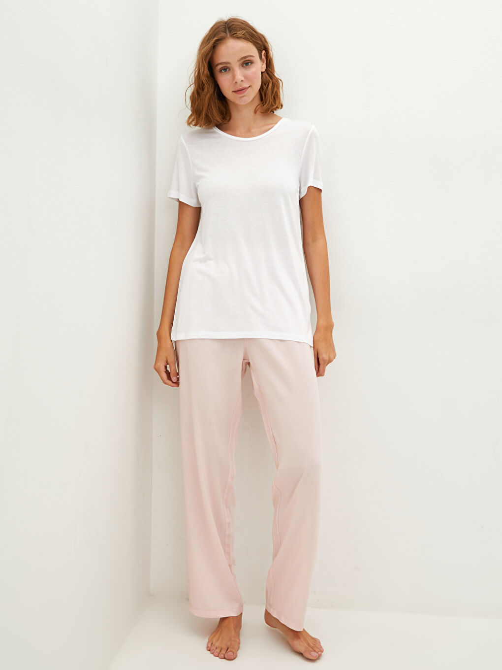 Pembe Bisiklet Yaka Düz Kısa Kollu Viskon Kadın Pijama Takımı