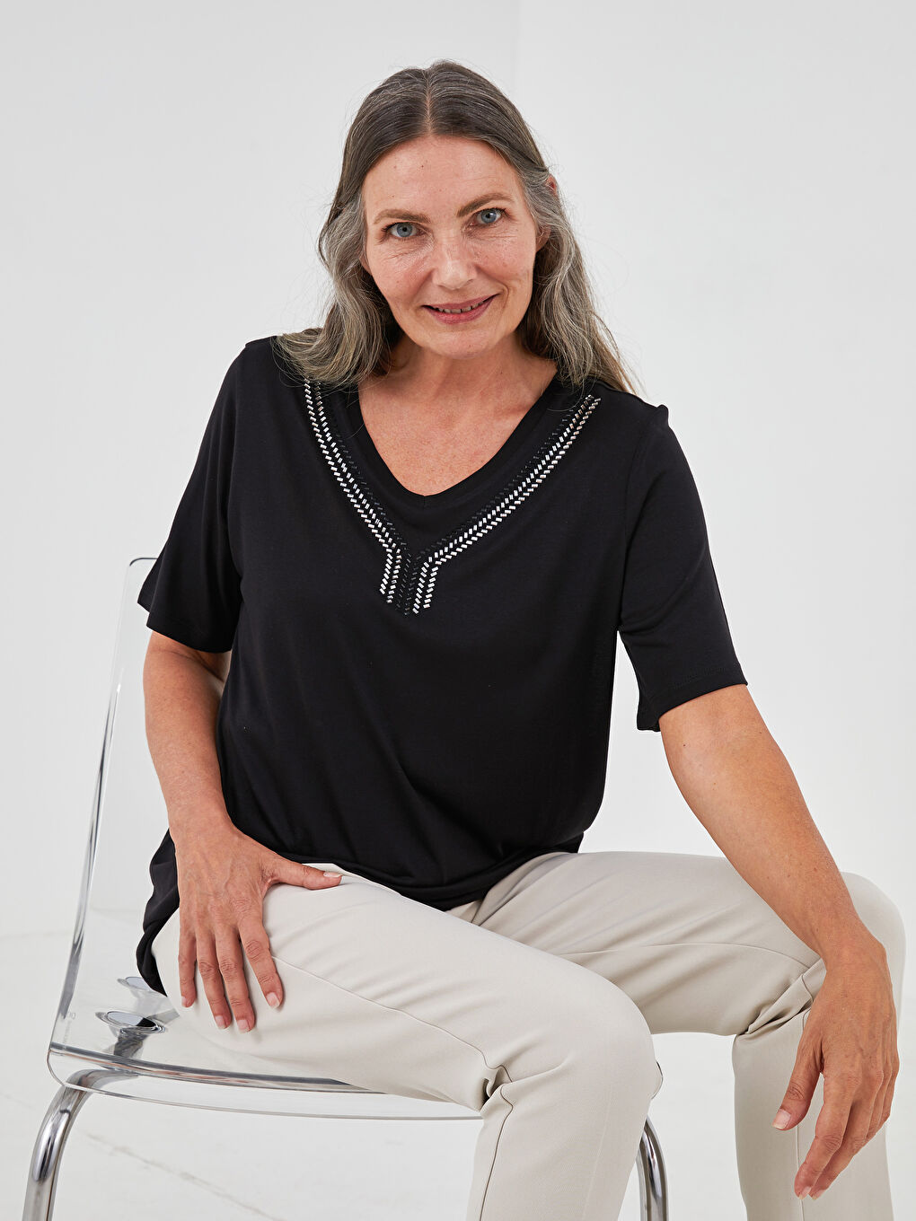 V-Neck Embroidered Short Sleeve Women's Blouse-5