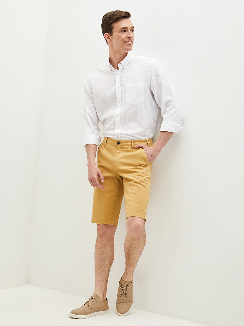 Sarı Slim Fit Gabardin Erkek Şort-2