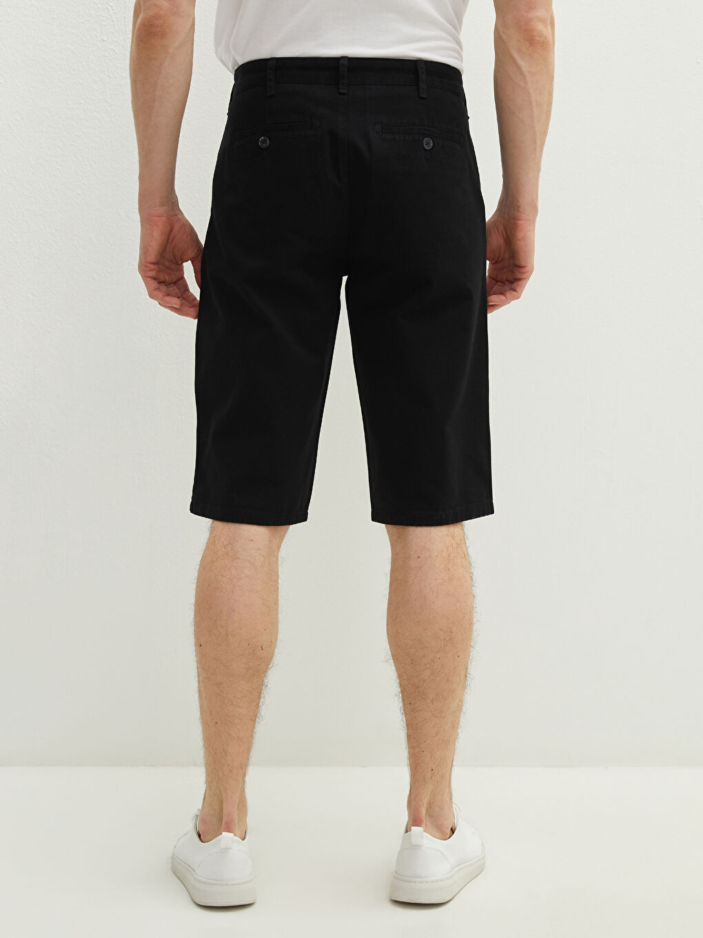 شورت برمودا بقصة عادية للرجال-5