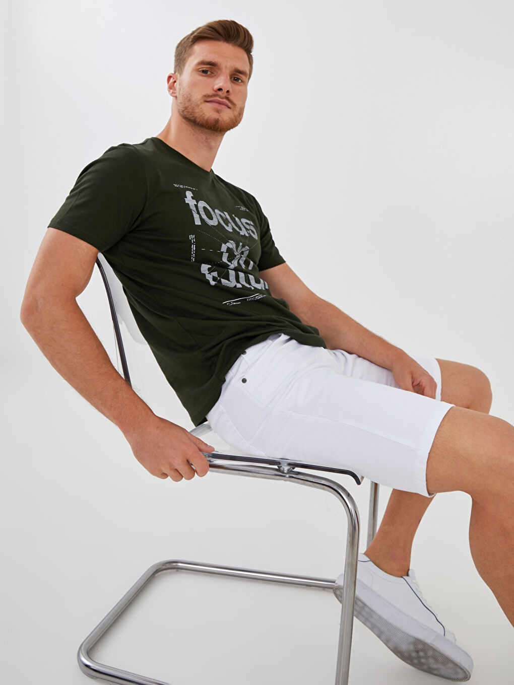 Haki Bisiklet Yaka Kısa Kollu Baskılı Penye Erkek Tişört