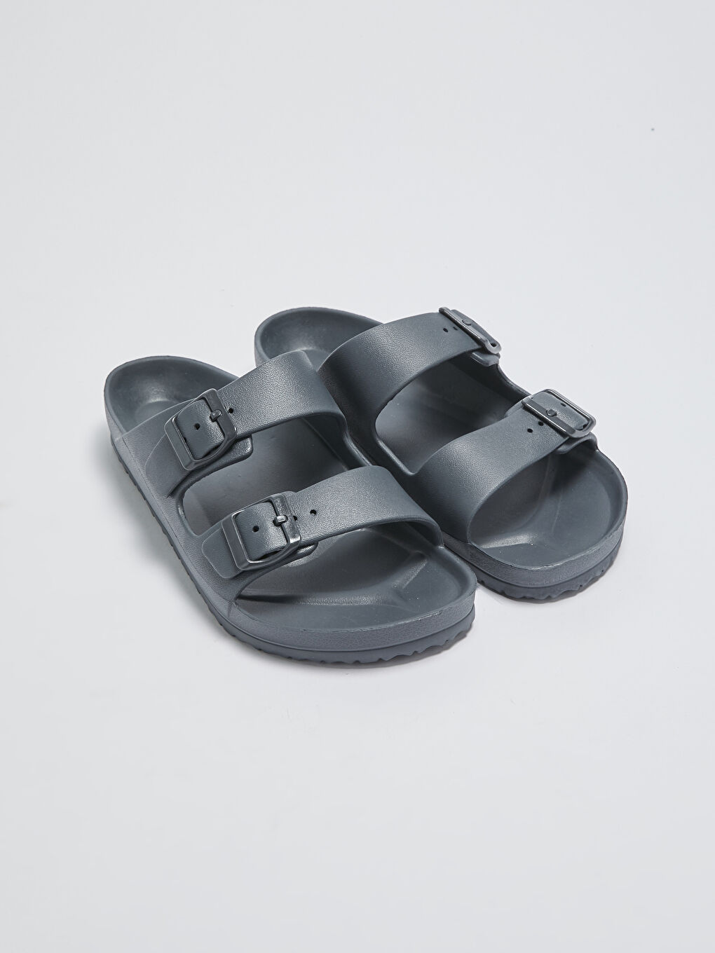 Antrasit Çift Bantlı Tokalı Erkek Terlik