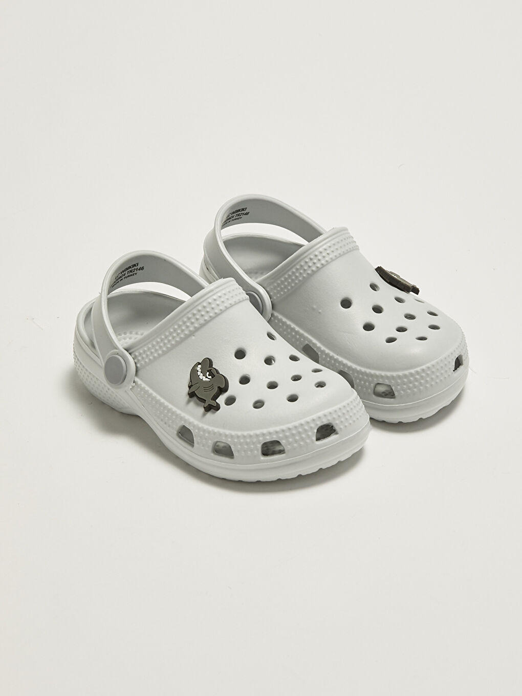 Gri Delikli Görünümlü Erkek Çocuk Sandalet