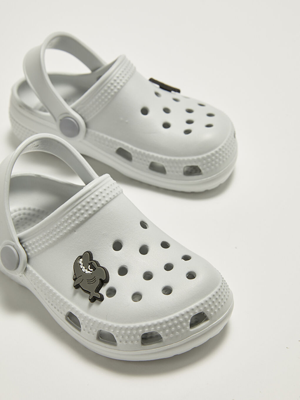 Gri Delikli Görünümlü Erkek Çocuk Sandalet-4