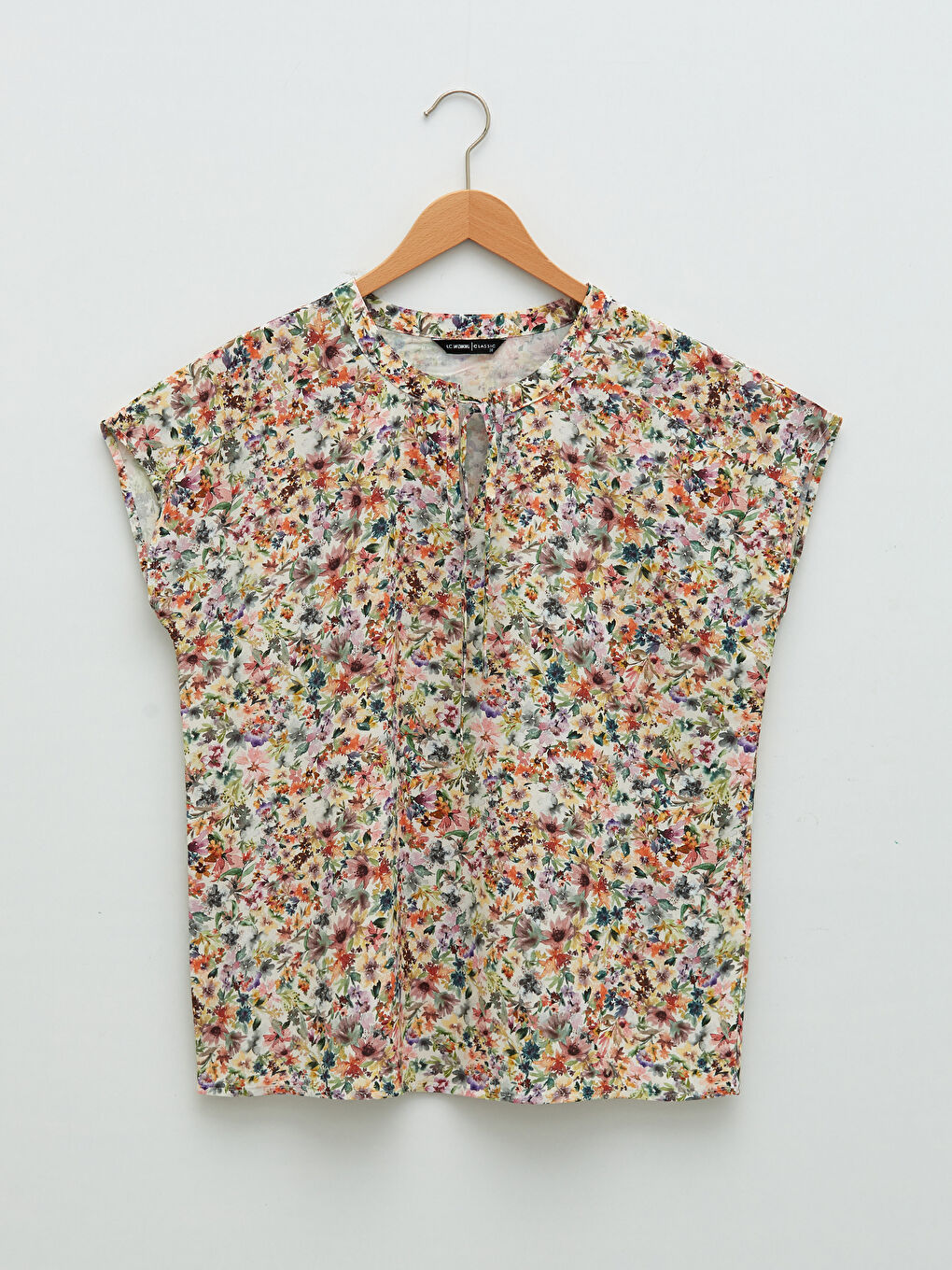 Karışık Bağlamalı Yaka Çiçekli Kısa Kollu Viskon Kadın Bluz-5