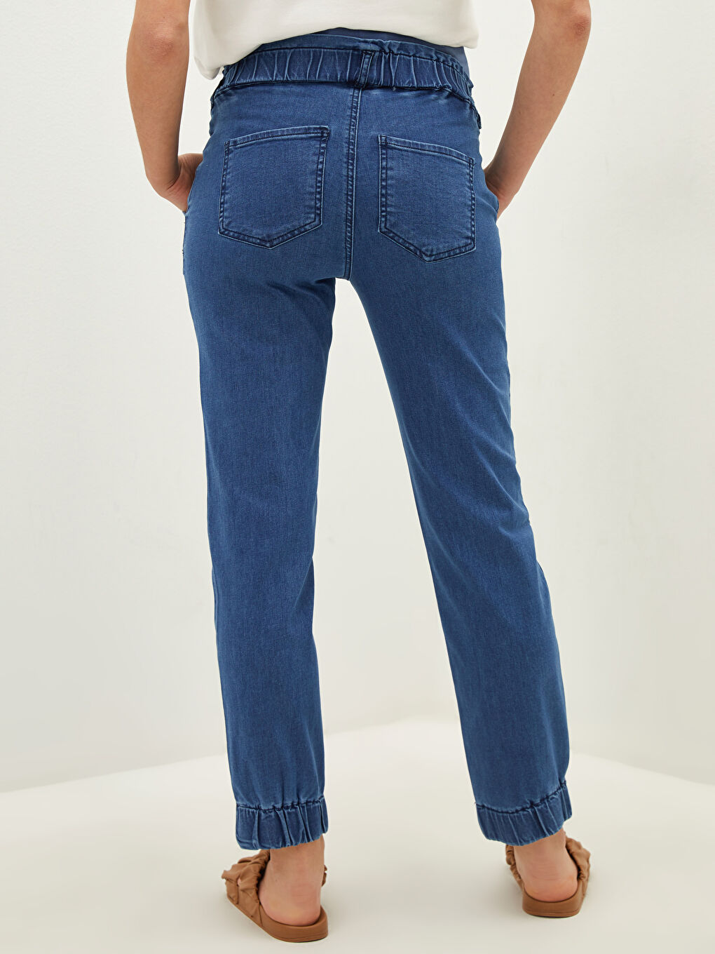 جينز حوامل جوجر بمطـب مع لوح للبطن-3