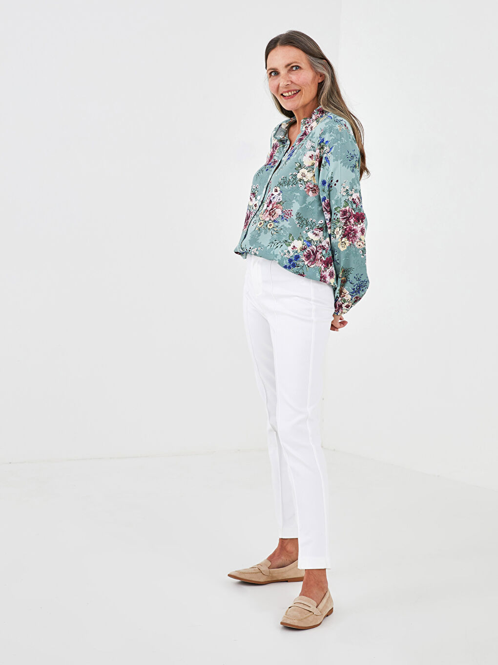 LCW Grace Frilly Collar Floral Printed Long Sleeve Viscose Women Shirt -S1KJ66Z8-LRR