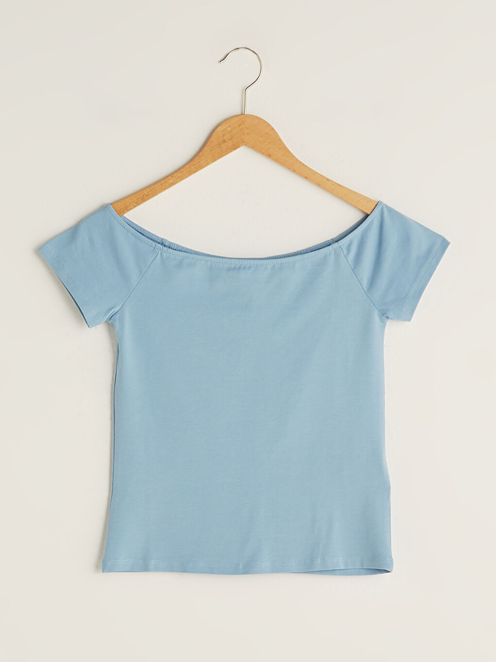 Mavi Kayık Yaka Düz Kısa Kollu Kadın Tişört-5