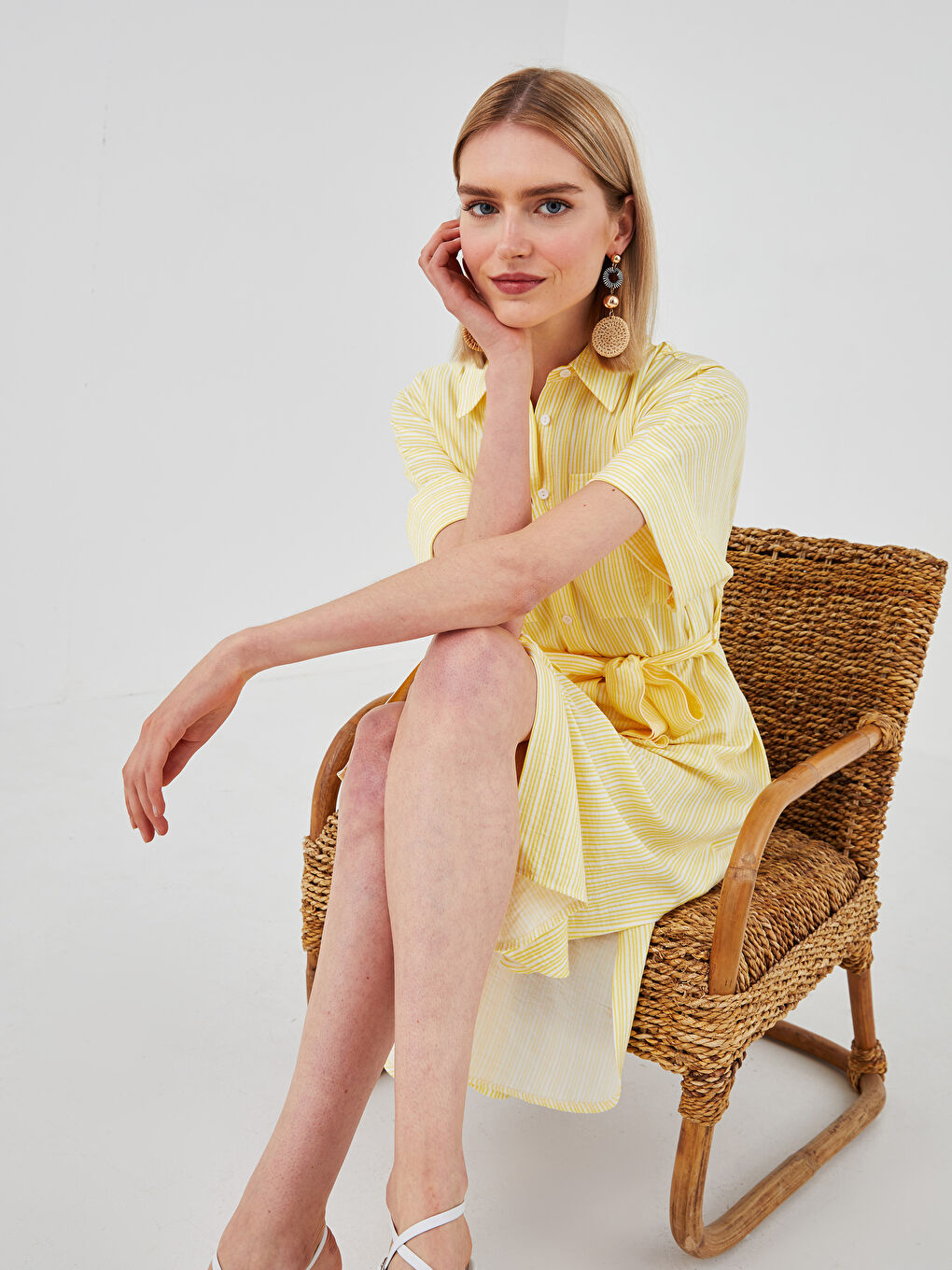 Sarı Düğmeli Gömlek Yaka Çizgili Kısa Kollu Cep Detaylı Beli Kuşaklı Kadın Elbise-2