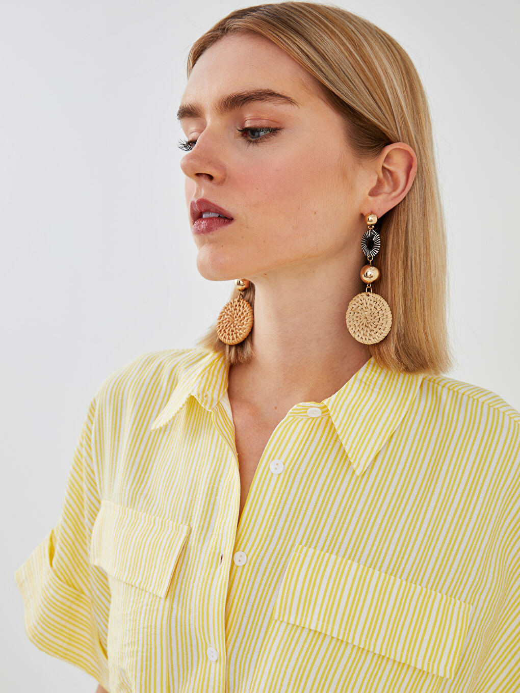 Sarı Düğmeli Gömlek Yaka Çizgili Kısa Kollu Cep Detaylı Beli Kuşaklı Kadın Elbise-4