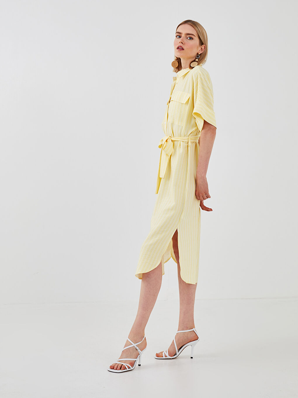 Sarı Düğmeli Gömlek Yaka Çizgili Kısa Kollu Cep Detaylı Beli Kuşaklı Kadın Elbise-1