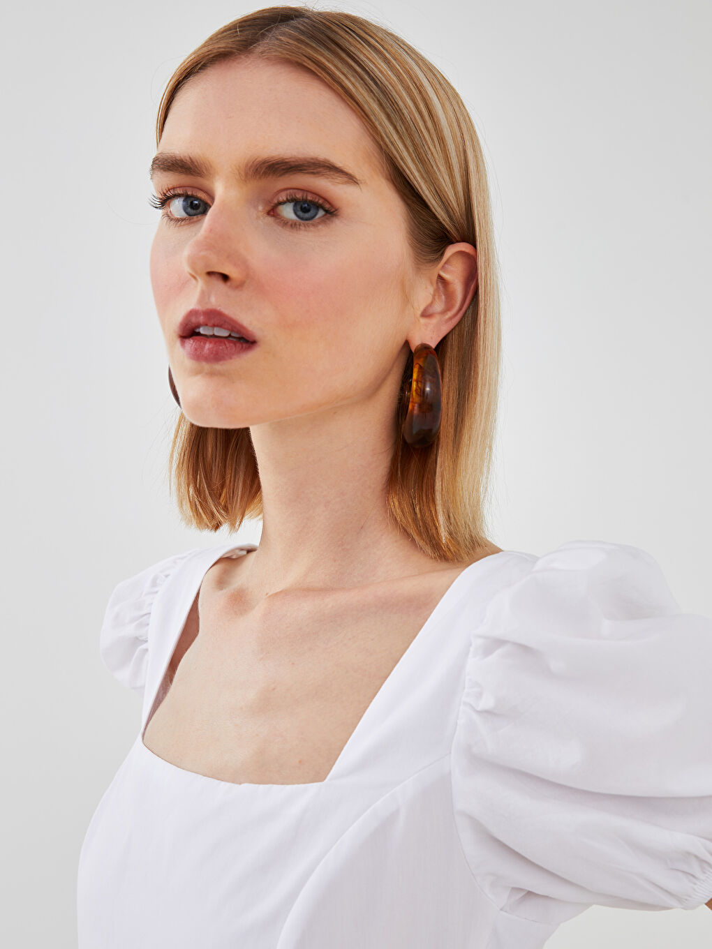 Beyaz Kare Yaka Düz Balon Kollu Poplin Kadın Elbise-5