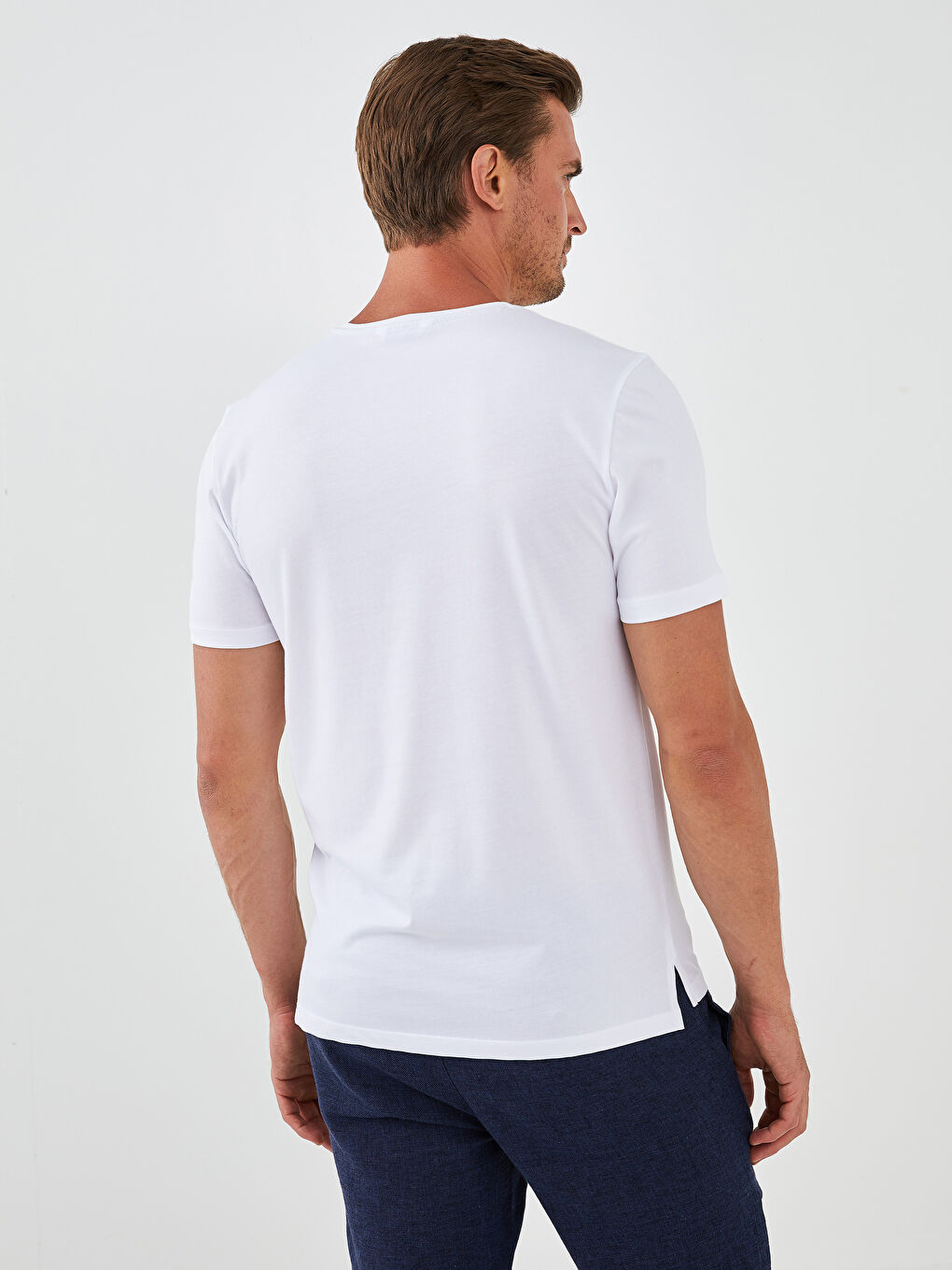 Beyaz Bisiklet Yaka Kısa Kollu Basic Penye Erkek Tişört-4