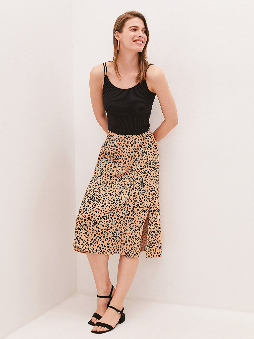 Suknja od viskoze sa elastičnim strukom i uzorkom za žene-4