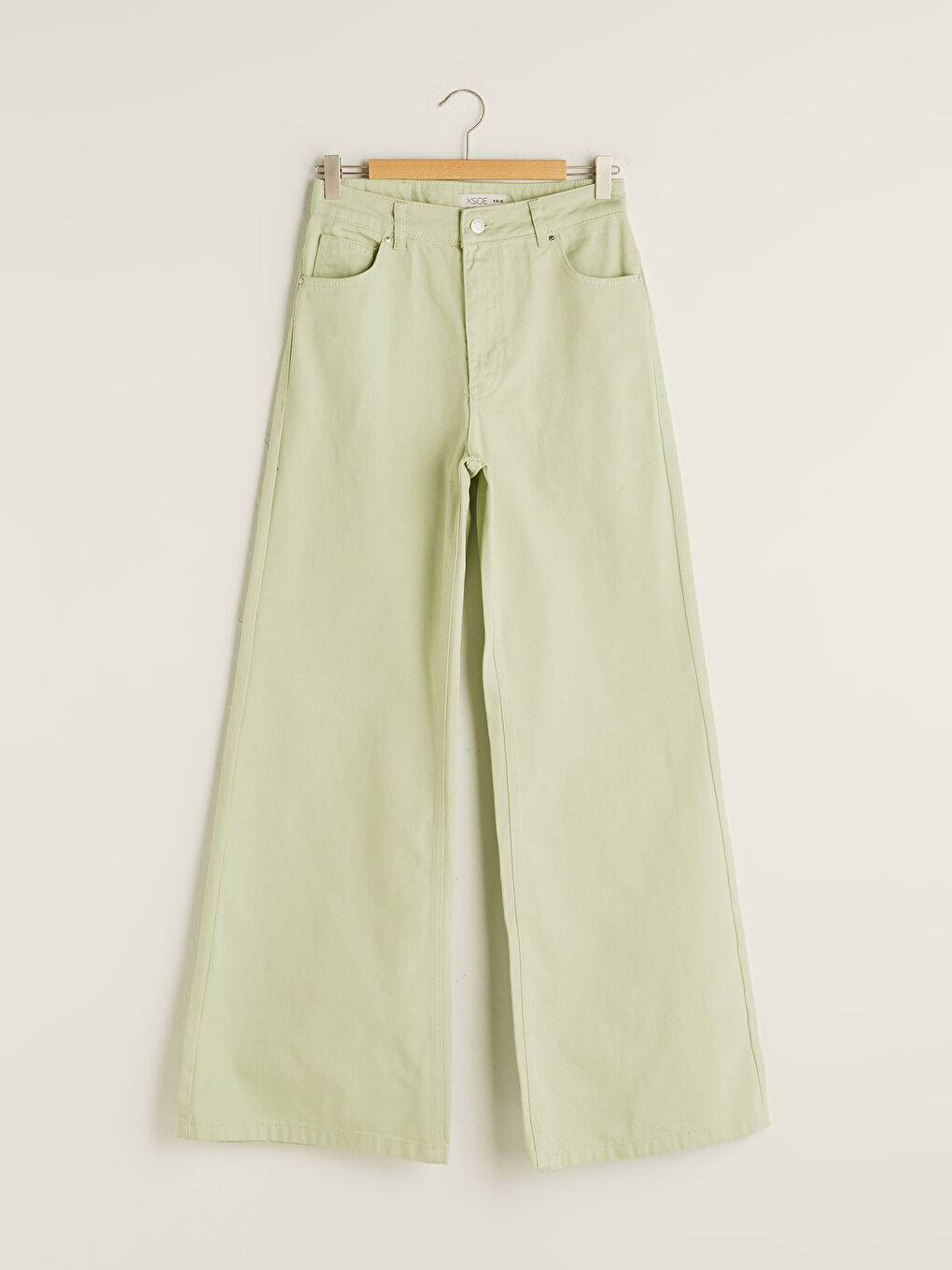 جينز واسع الساق بتفاصيل جيوب للسيدات-4