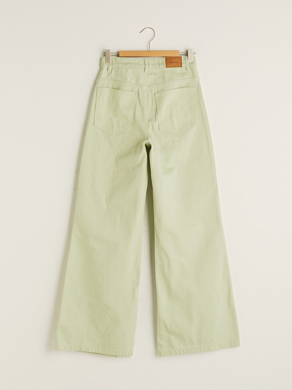 جينز واسع الساق بتفاصيل جيوب للسيدات-5