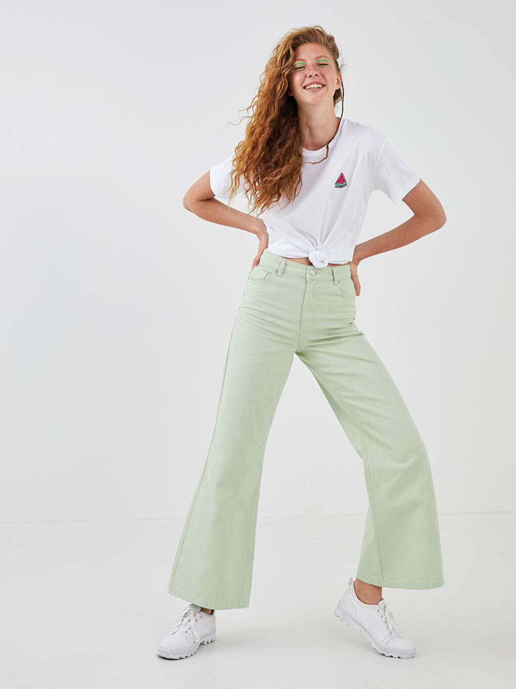 جينز واسع الساق بتفاصيل جيوب للسيدات-3