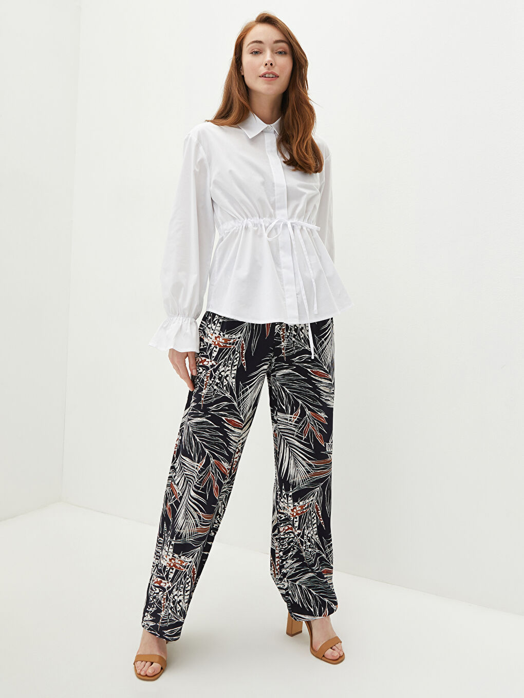 Beyaz Gömlek Yaka Beli Bağlama Detaylı Uzun Kollu Poplin Kadın Bluz-2