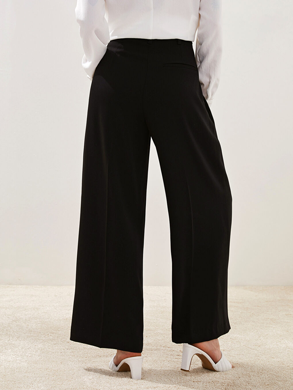 LCW Modest PREMIUM BagGy Fit Pocket Detail Crepe Fabric Women's Palazzo Pants -S1KL75Z8-CVL