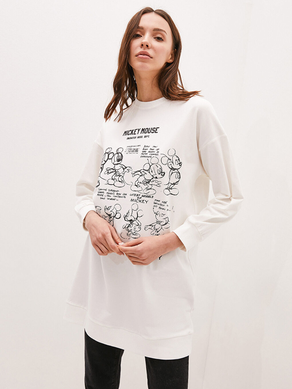 تونیکی قۆڵ درێژی چاپکراوی Mickey Mouse یه‌خه‌ خڕ بۆ ژنان-4