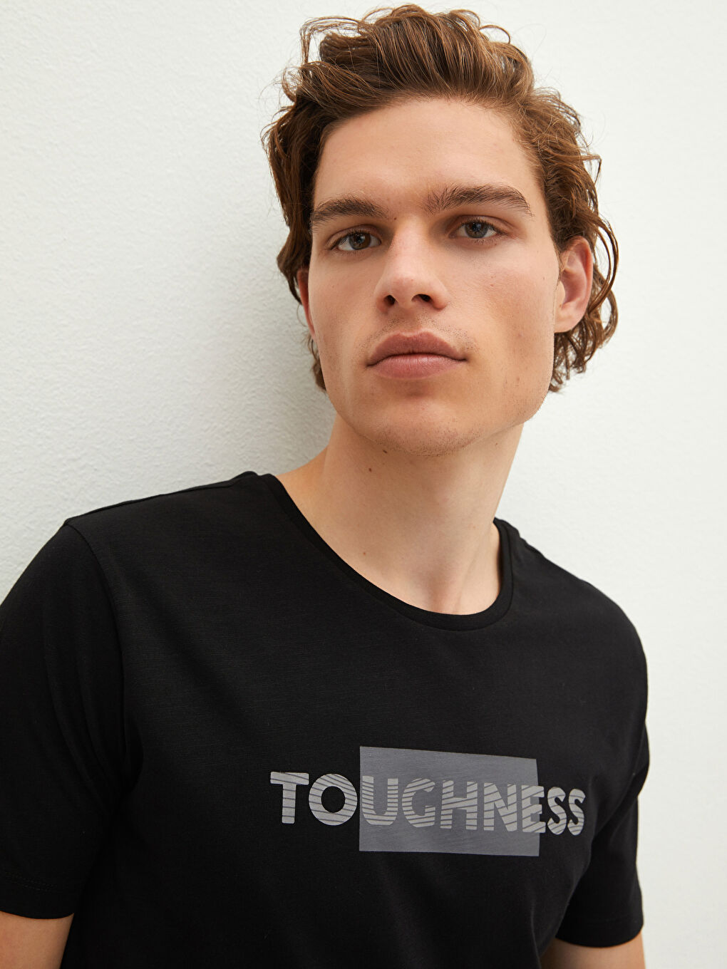 Siyah Bisiklet Yaka Kısa Kollu Baskılı Penye Erkek Tişört