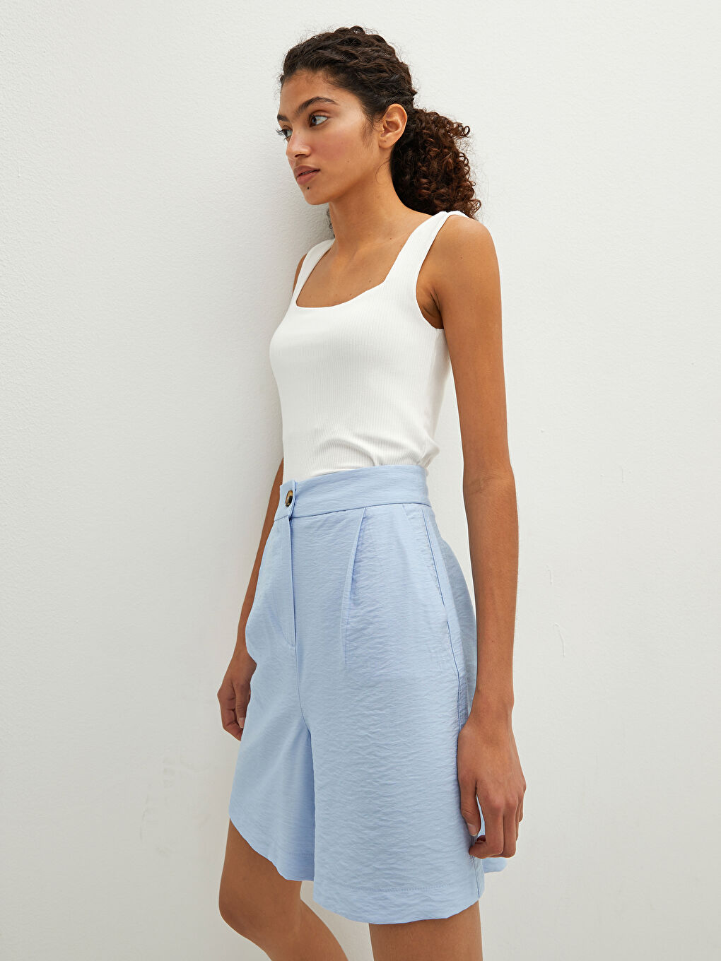 High Waist Straight Pocket Detailed Women's Shorts-1