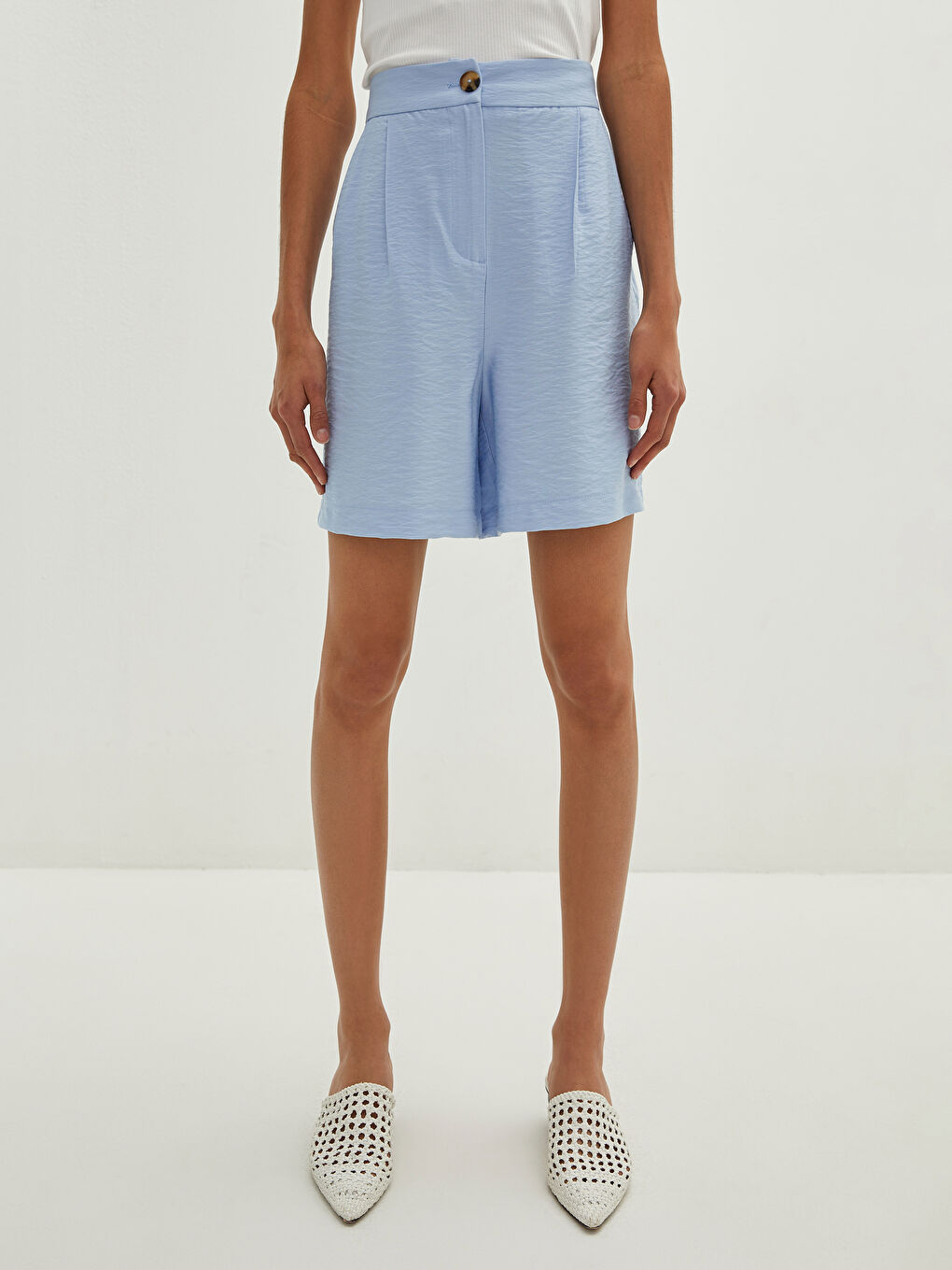 High Waist Straight Pocket Detailed Women's Shorts-3