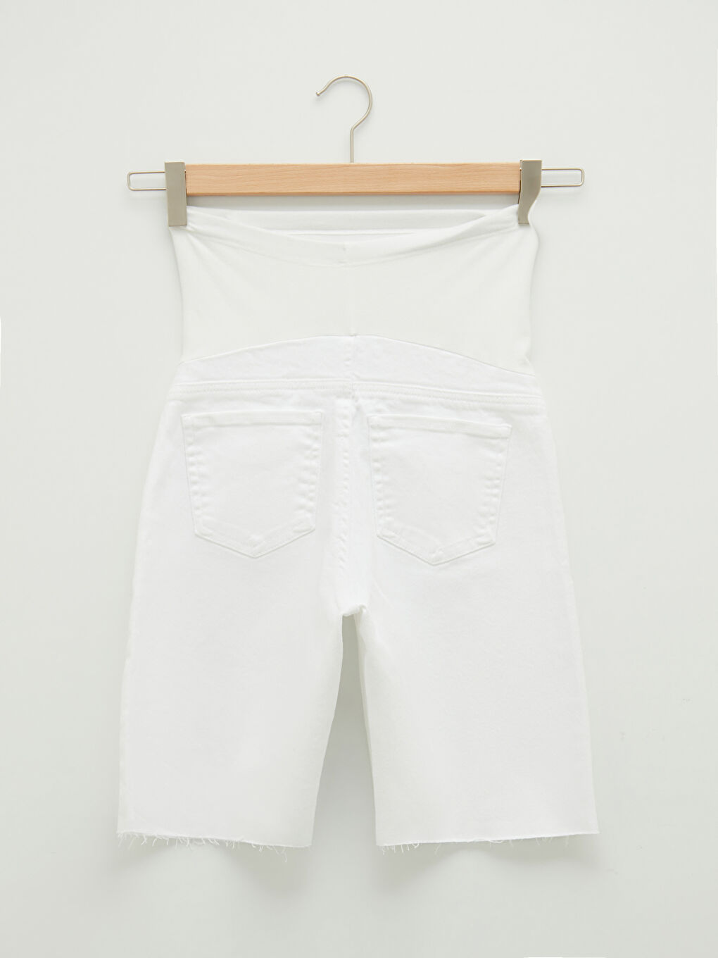 LCWAIKIKI Maternity Belly Paneled Pocket Detailed Maternity Jean Shorts -S1KO42Z8-844
