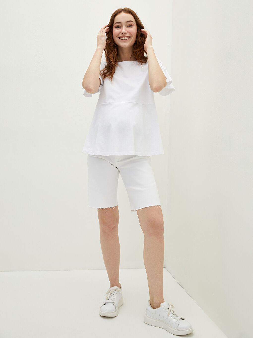 LCWAIKIKI Maternity Belly Paneled Pocket Detailed Maternity Jean Shorts -S1KO42Z8-844