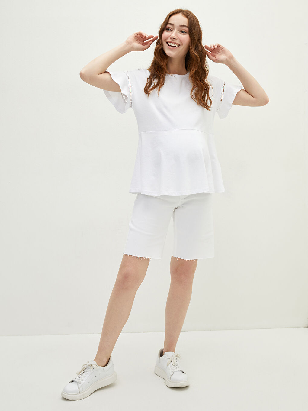 LCWAIKIKI Maternity Belly Paneled Pocket Detailed Maternity Jean Shorts -S1KO42Z8-844