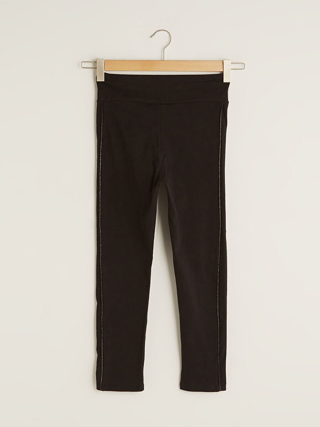 Siyah Beli Lastikli Parlak Şerit Detaylı Kadın Tayt-7